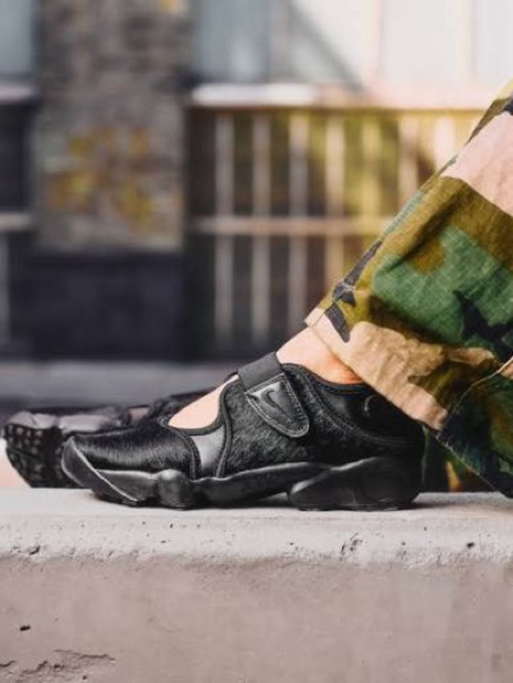 Nike Air Rift Pony Hair Black Tabis